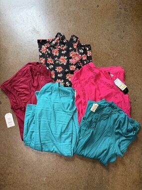 Short Sleeve Tops (5)